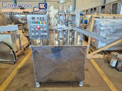 Envasadora dosadora rotativa semi-autom�tica para potes com tampa em alum�nio NTI
