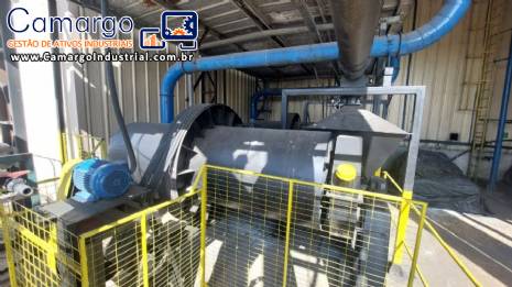 Moinho de bolas 16 toneladas / hora 50 CV Metal�rgica SJF