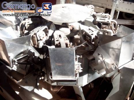 Balança vertical multi cabeça Masipack Balança vertical multi cabeça Masipack