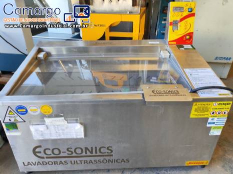 Lavadora ultrassônica em inox de bancada para laboratórios Ultronique Lavadora ultrassônica em inox de bancada para laboratórios Ultronique