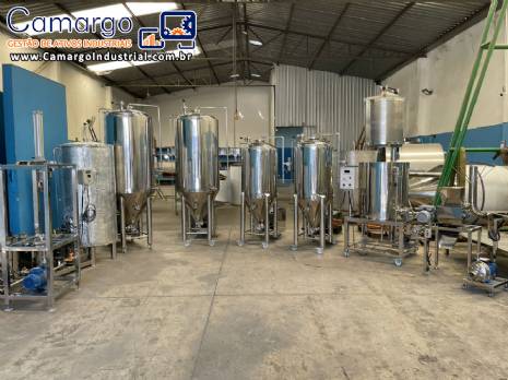 Linha completa para produção de cervejas microcervejaria 600 a 750 litros de cerveja artesanal CBB Microcervejarias Linha completa para produção de cervejas microcervejaria 600 a 750 litros de cerveja artesanal CBB Microcervejarias