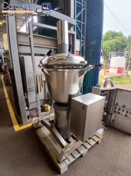 Processador de alimentos em inox Geiger UM 130 E Processador de alimentos em inox Geiger UM 130 E