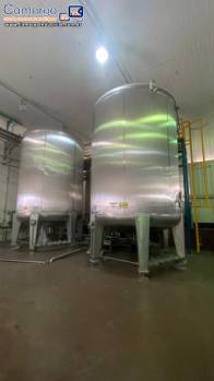 Tanque em aço inox 316 com 37.850 litros 10.000 gallons Blackwater Engineering Tanque em aço inox 316 com 37.850 litros 10.000 gallons Blackwater Engineering