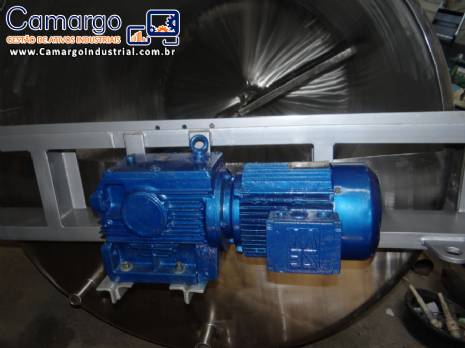 Tanque em aço inox encamisado Tanque em aço inox encamisado